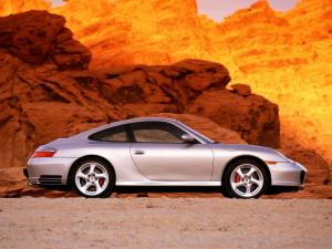 Porsche 911 Carrera 4S Coupe 2001 года (US)